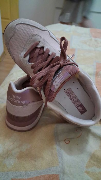 Pantofi Sport Newbalance pt Femei
