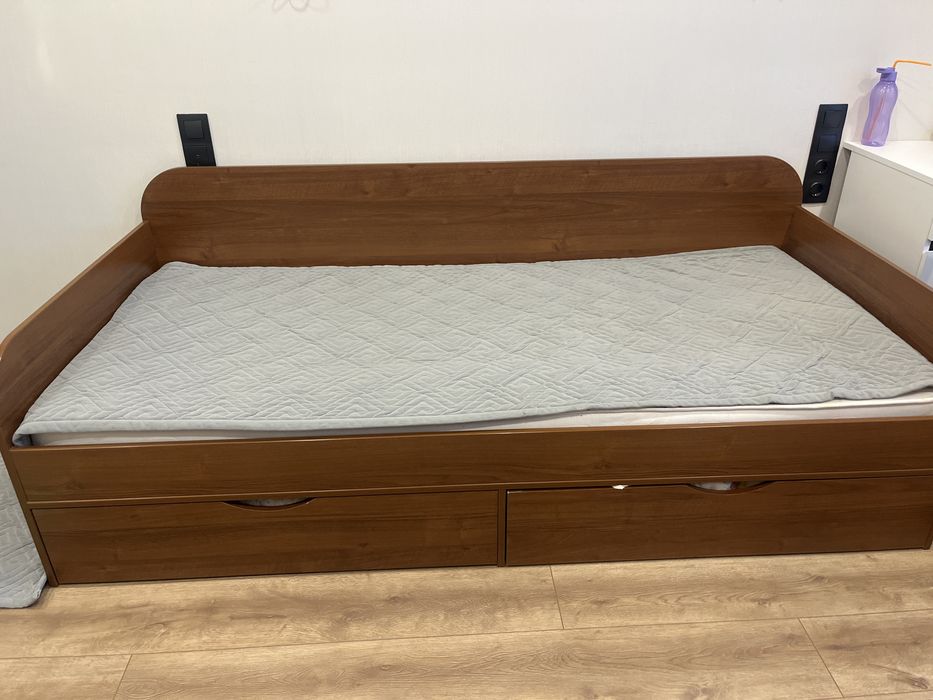 Продам кровать в отличном состоянии