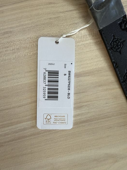 Колан guess от еко кожа