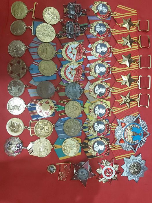Аналоги орденов и медалей дорогого Ильича