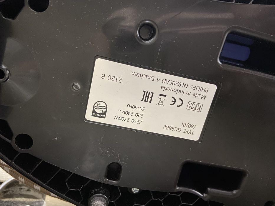 Утюг Парогенератор