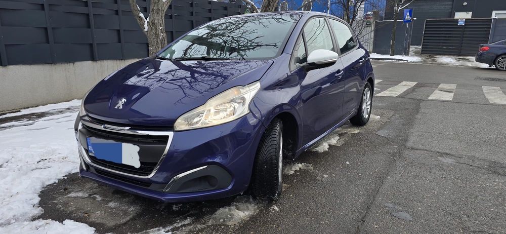 Peugeot 208 , 94.000km înmatriculata