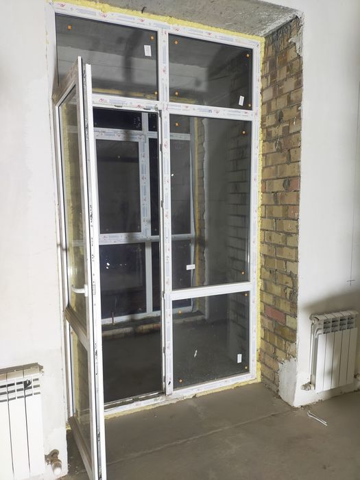 Продам пластиковый проём