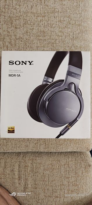 Sony MDR-1A over ear cu fir