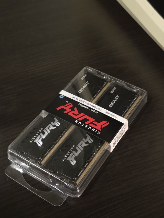 Memorie 2X8GB RAM Kingston, CL16(PC),  XMP!