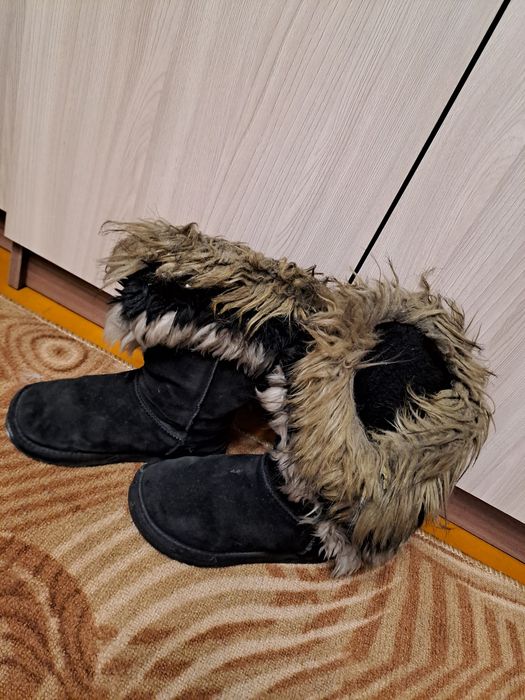 Продам Угги в Петропавловск