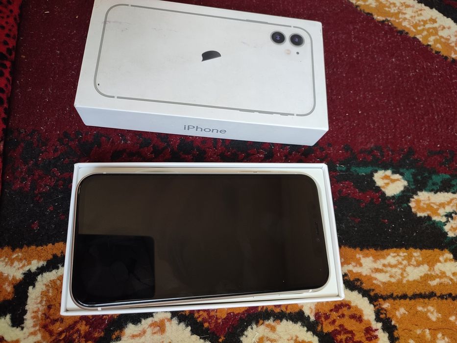 iPhone 11 xotira 128