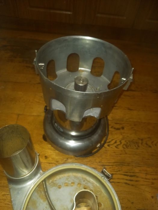 Соковыжимной аппарат профессиональный