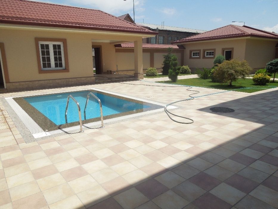 Дом Великолепная постройка высшего класса в отличном состоянии