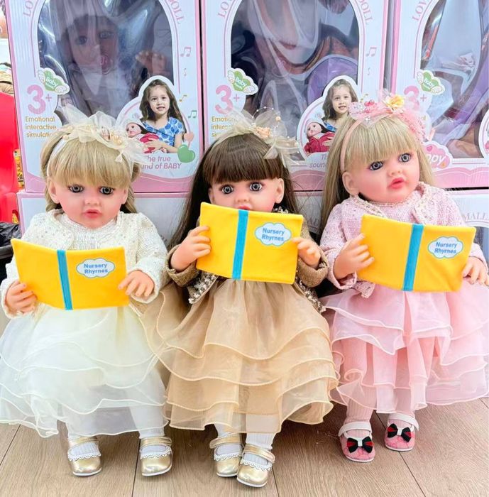 Робот кукла говорящая