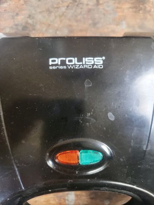 Электровафельница