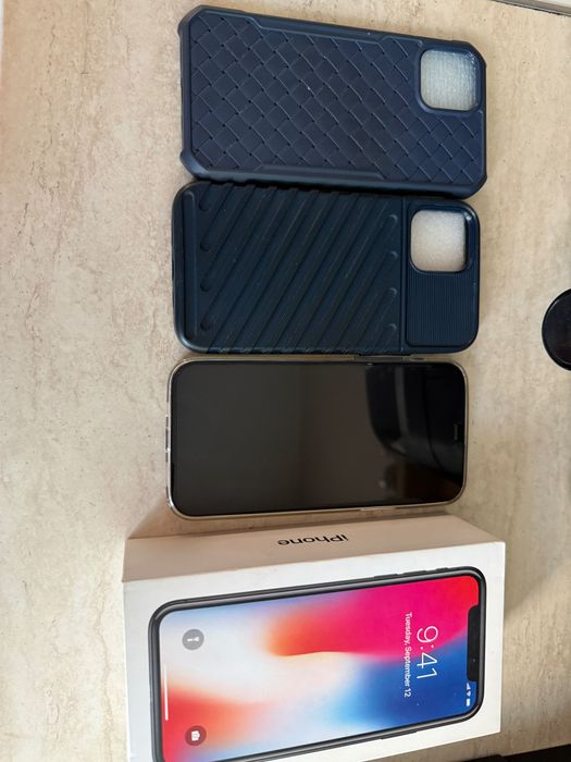 Iphone 12 64gb   Неразличим от нов