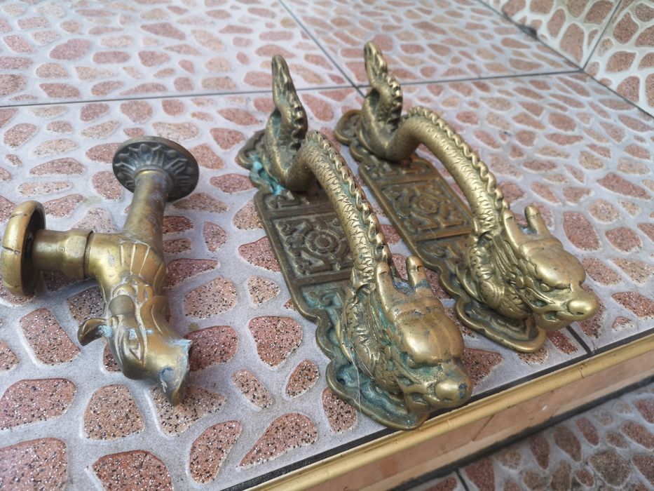 Китайски Дракони от Броиз Дръжки  за Врати И Кран за Вода