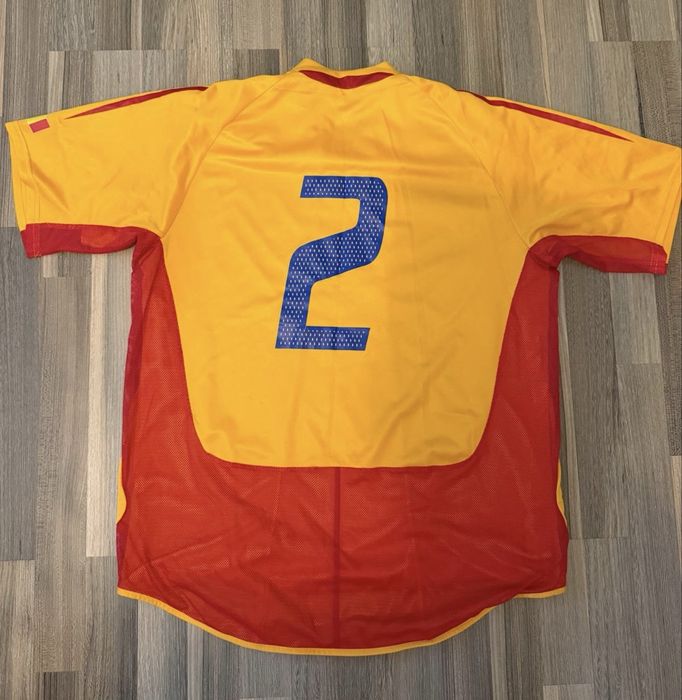 Tricou Nationala Romaniei , Cosmin Contra