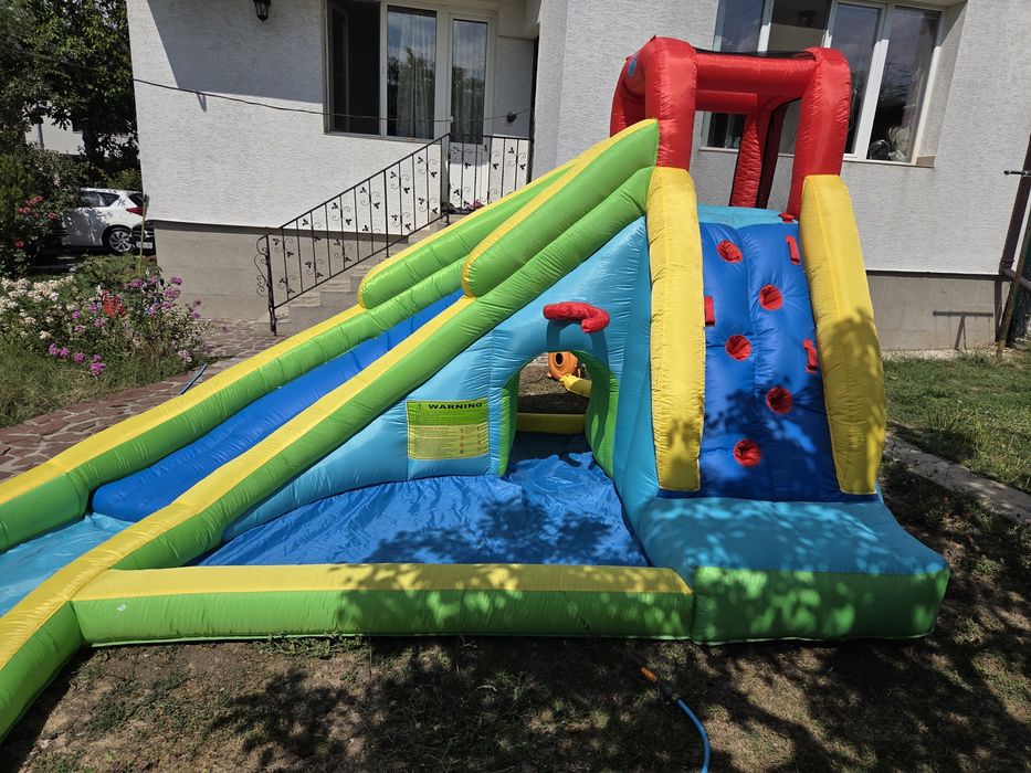 Детска надоваема водна пързалка