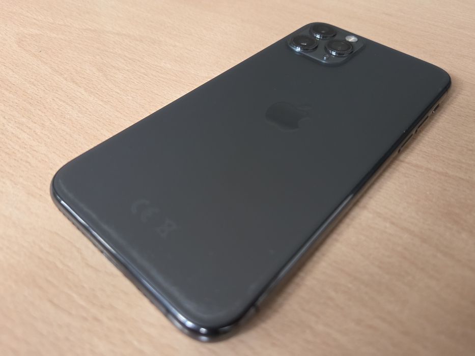 Vand Iphone 11Pro, stare buna