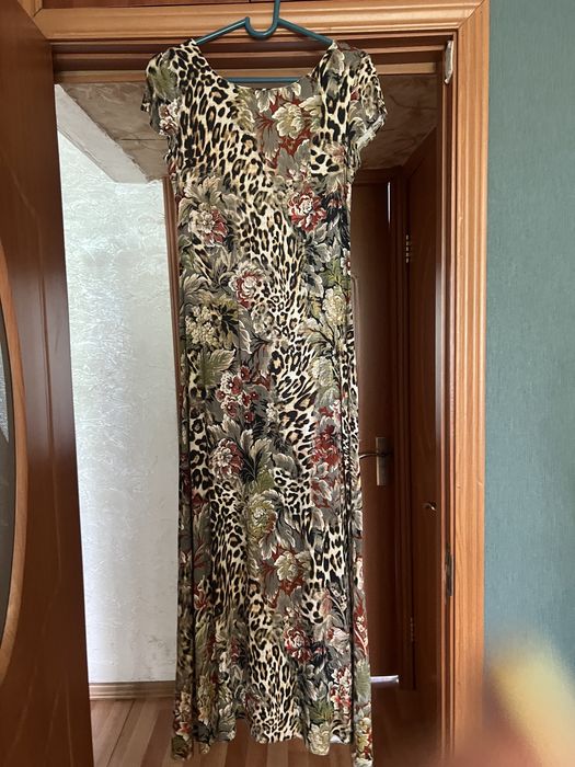 Продам платья