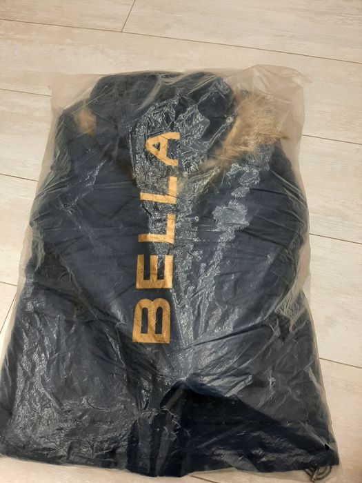 Продам детские куртку пуховик Canada coose