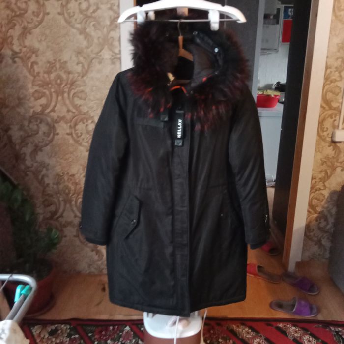 Продам зимнию куртку.пуховик