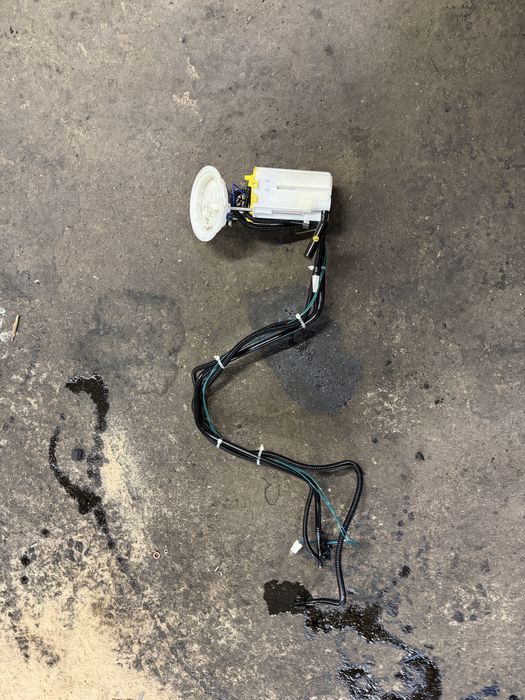 Помпа в резервоара за BMW 525xd 525d 197 кс