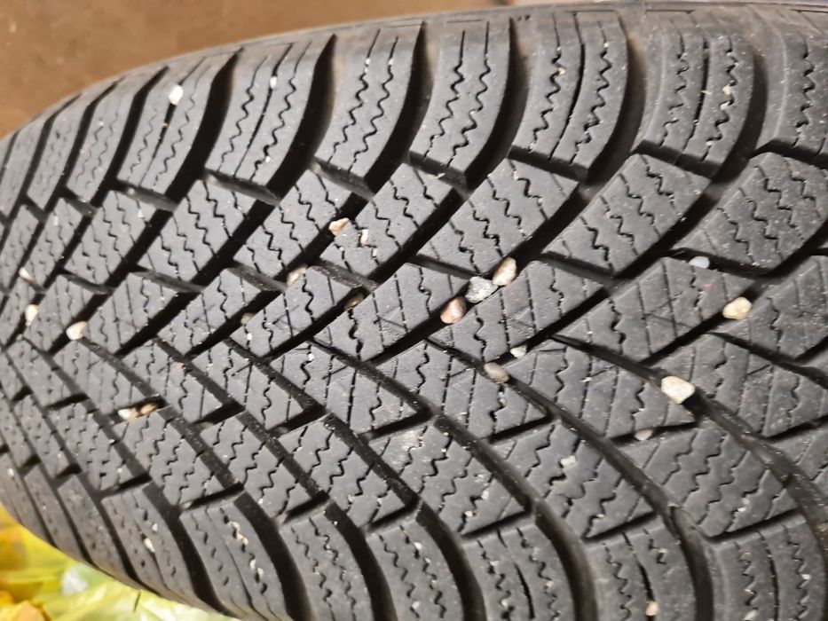 Anvelope 185/65/15 4buc