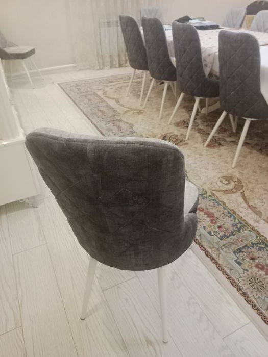 Стулья гостинной