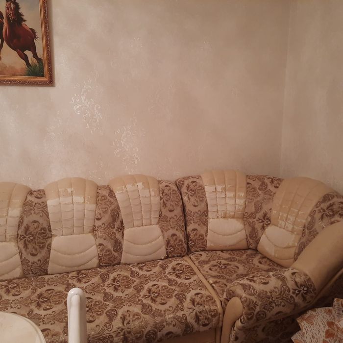Продаю угловой диван