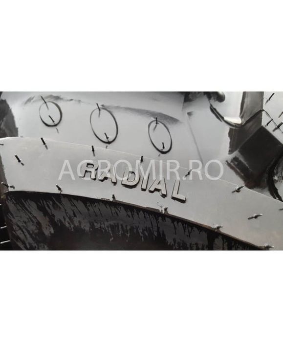 420/70 r28 bkt agrimax rt765 133a8/b tl  Cauciucuri tractor, Fiat, Case, Fendt, John Deere, New Holland, Massey Ferguson, UTB   Cauciucuri tractor, Fi