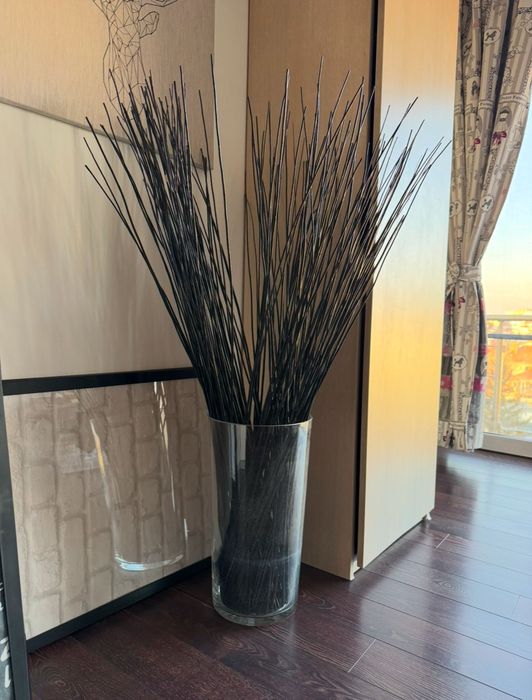 Голяма стъклена ваза