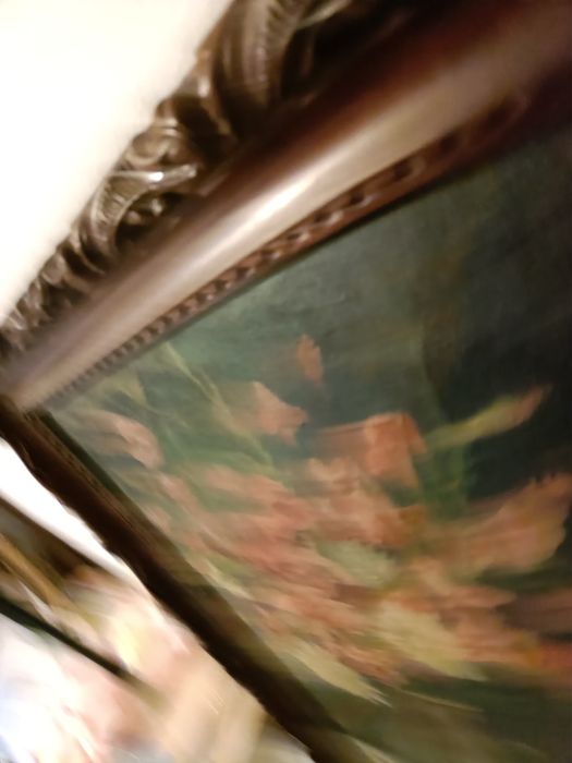 Picturi cu ramă sculptată manual