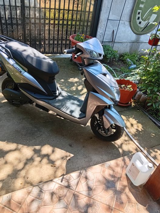 Scuter Electric Voltarom VS1 2000W – Model 2025 – Ca nou