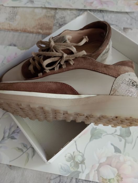 Дамски маратонки