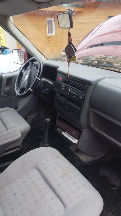 Volkswagen Transporter T4 2.5 TDI