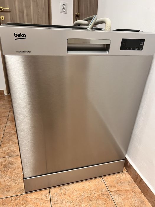 Masina de spalat vase Beko