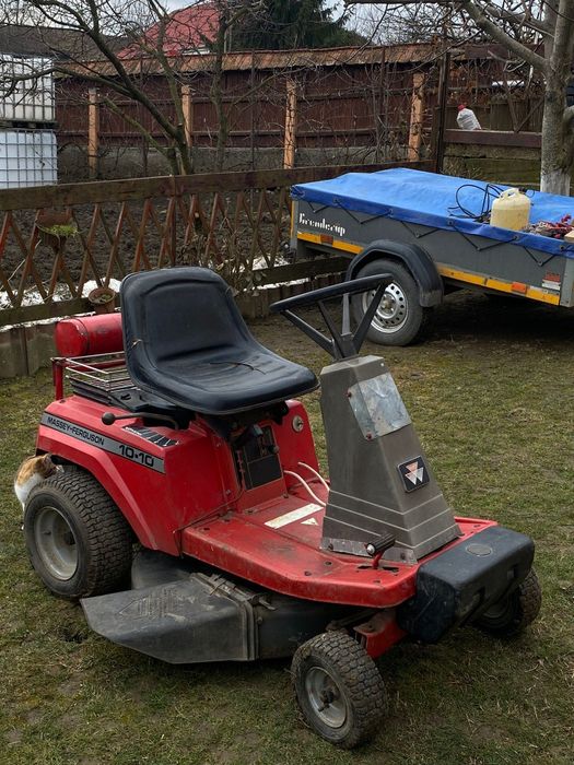 Mașină de tuns motorizată(Tractoraș de tuns gazon/gradină/livezi)