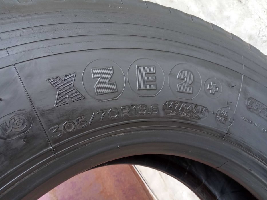 1 тежкотоварна гума 305/70R19.5 Michelin XZE2+ 148/146L DOT2520Germany