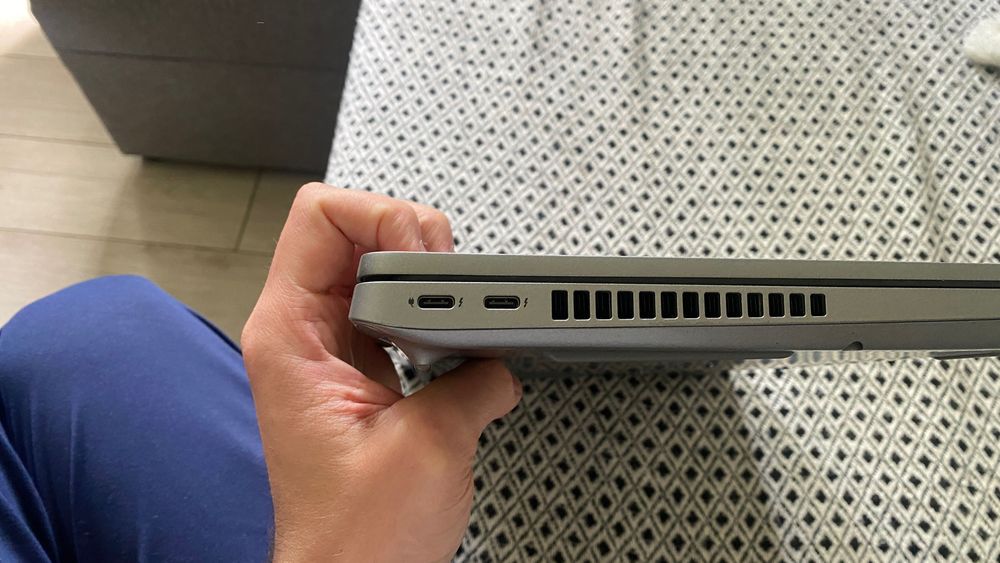 Laptop Dell Latitude 5421 14", 16Gb, 521Gb NVMe, i7 11850H 2,5Ghz