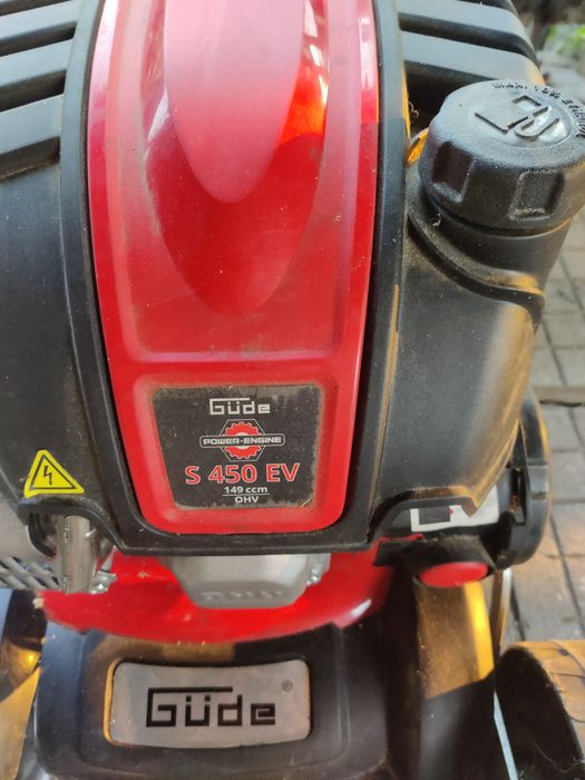 Продавам косачки  partner 146 и gude s450ev