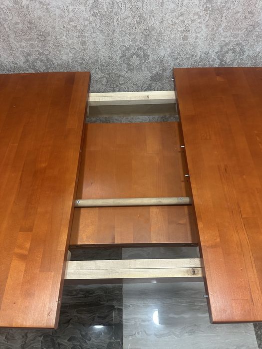 Срочно продам Стол стулья