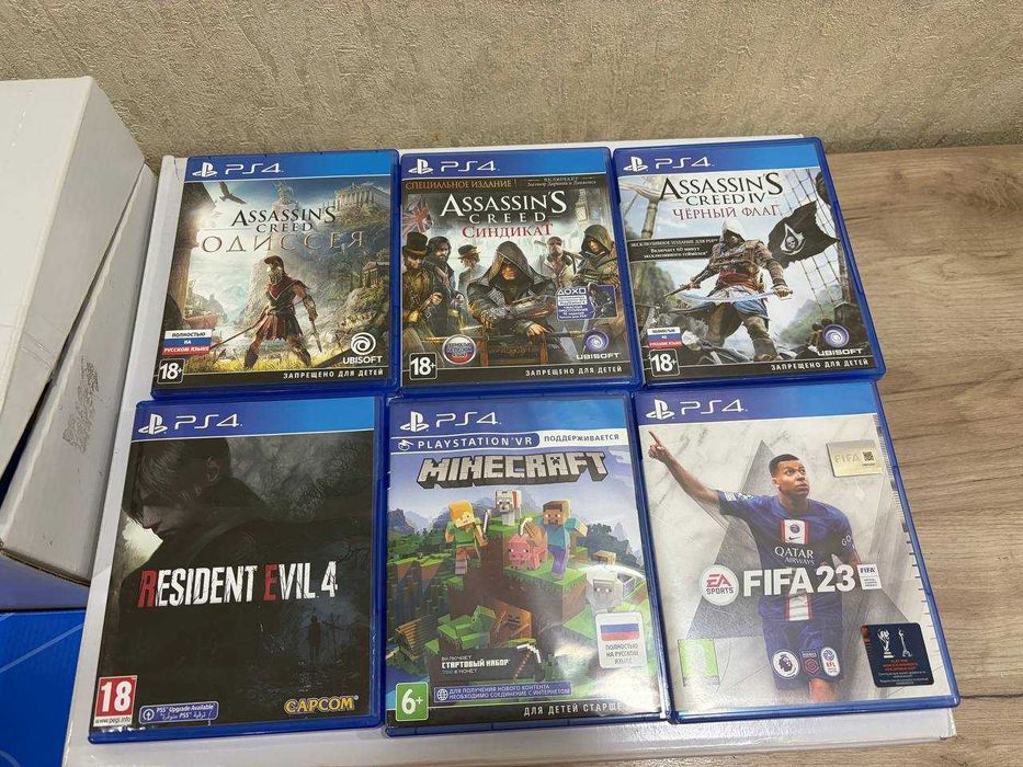 PlayStation 4PRO 1TB+VR+2 джойстика+2 move-контроллера+6 дисков