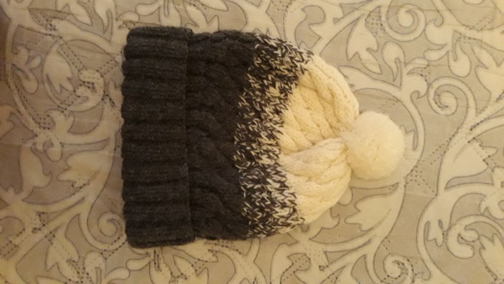 Продам зимнюю шапку