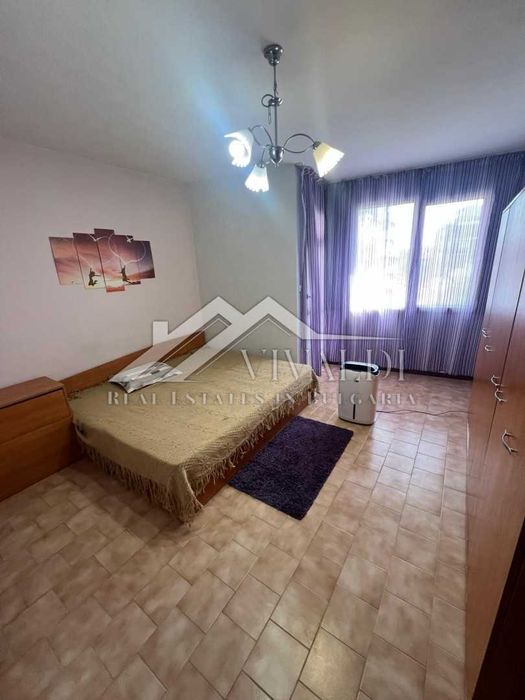 Тристаен апартамент в Гръцка Махала, Варна