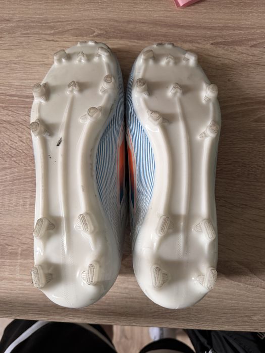 Бутсы adidas  f50  43 размер