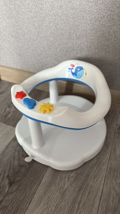 Стульчик/сиденье для купания