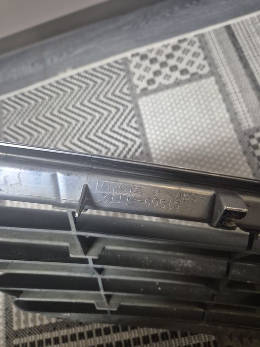 Решетка радиатора Lexus gx470