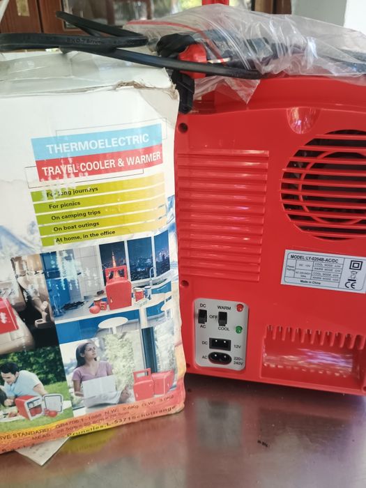 Mini frigider 12v-220v