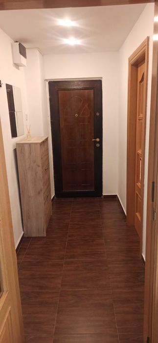 Închiriere apartament 2 camere