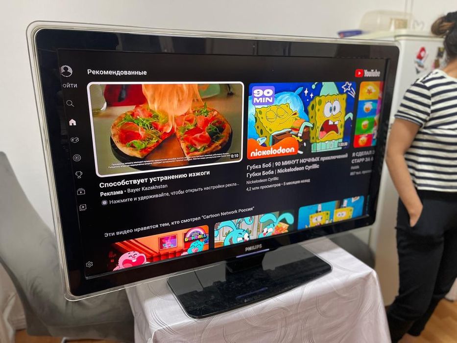 Смарт телевизор Philips 130 см WiFi YouTube