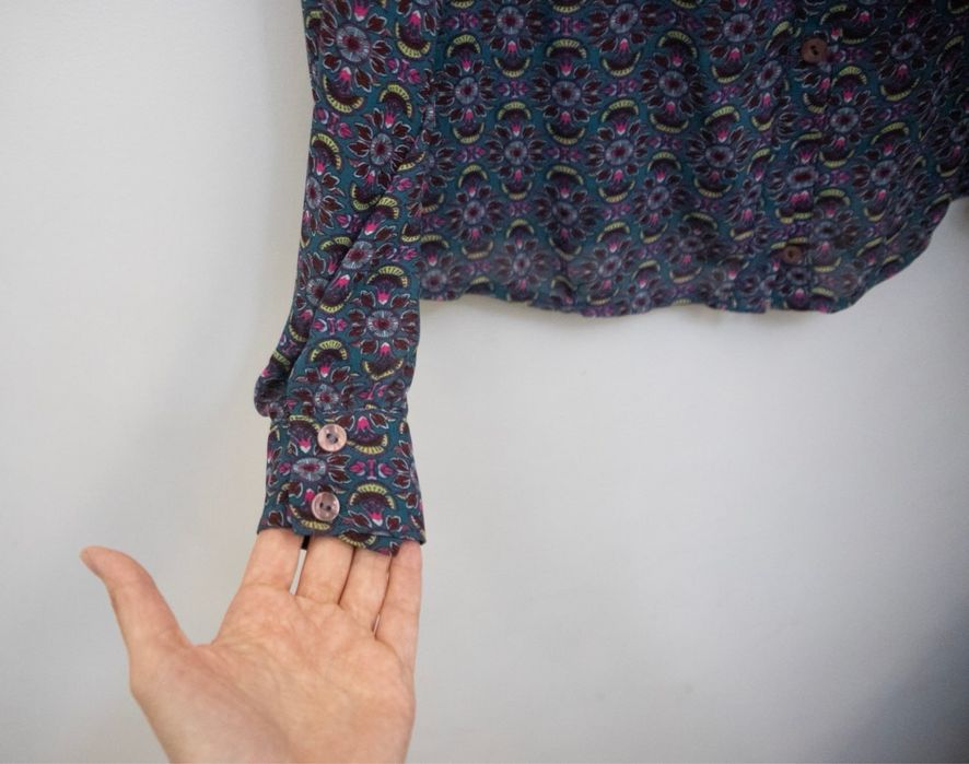 Шелковая блузка праздничная