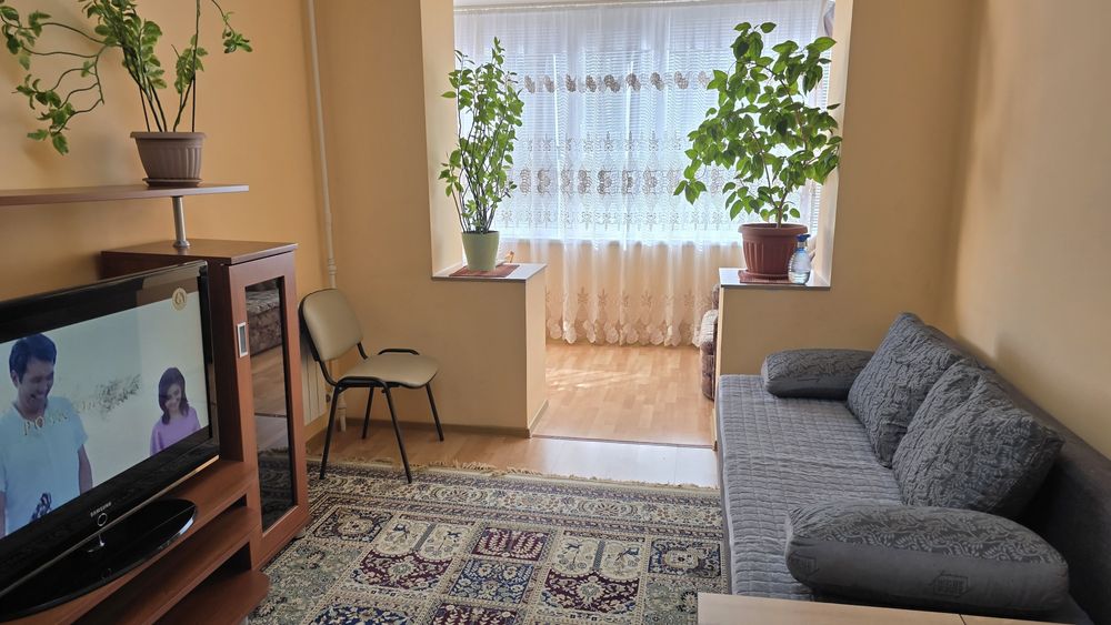 Посуточно 2 комн, 12 мкр., квартирные документы, чеки, ЭСФ.